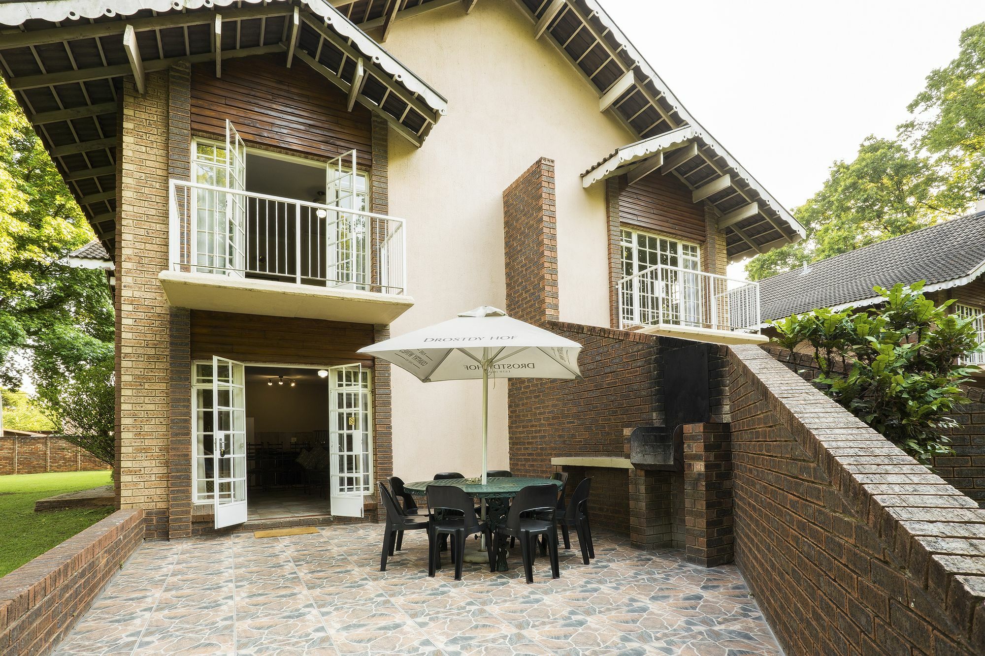 Merry Pebbles Resort Sabie Buitenkant foto