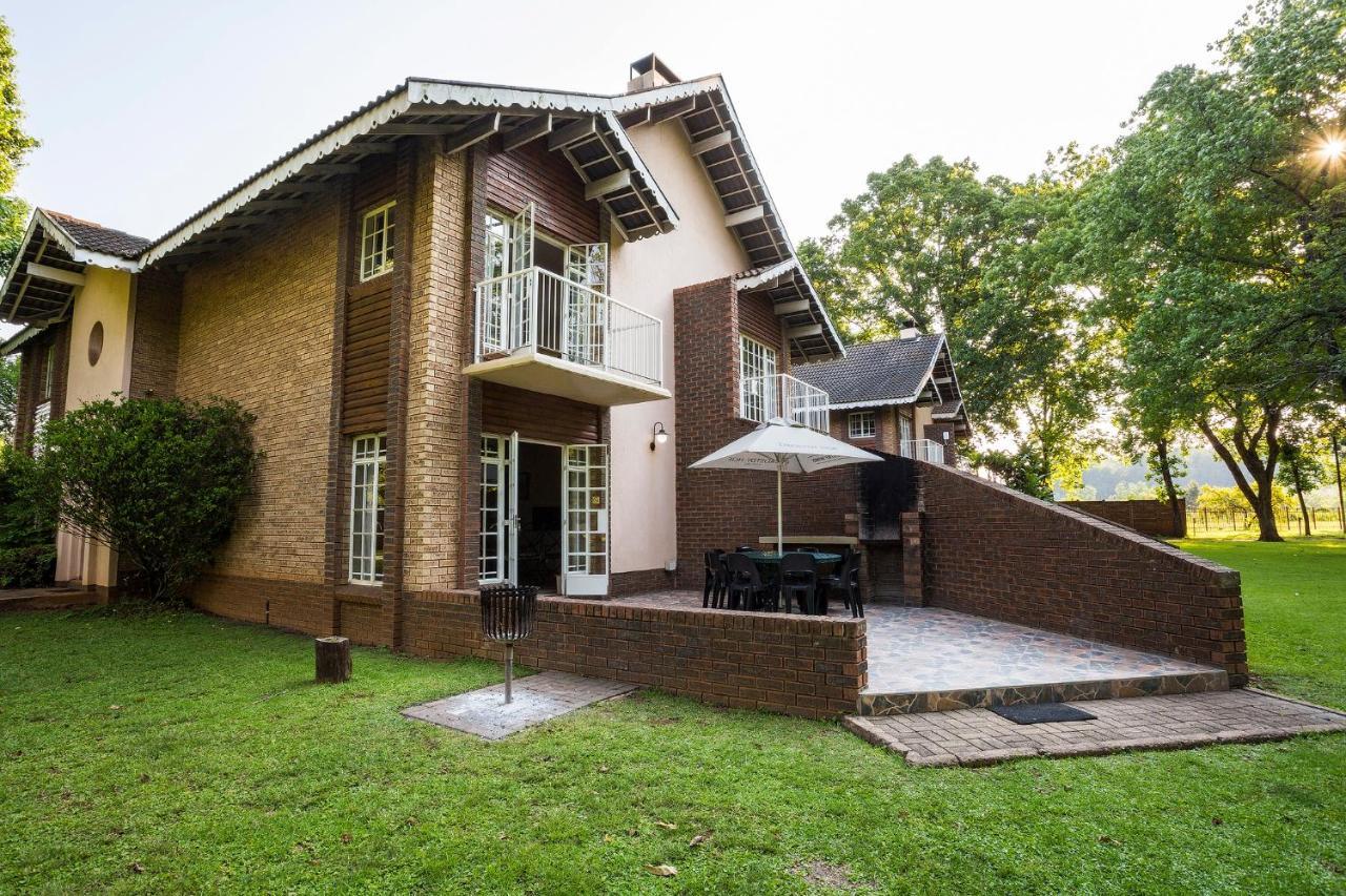 Merry Pebbles Resort Sabie Buitenkant foto